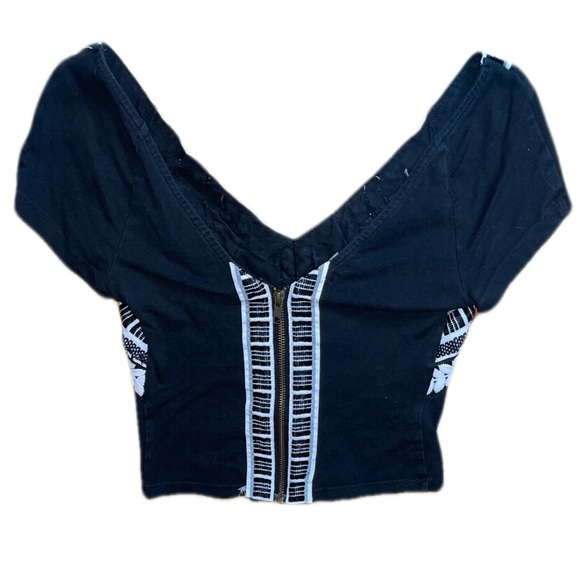 Black Crop Top from urban outfitters in 2014 - Picture 3 of 5